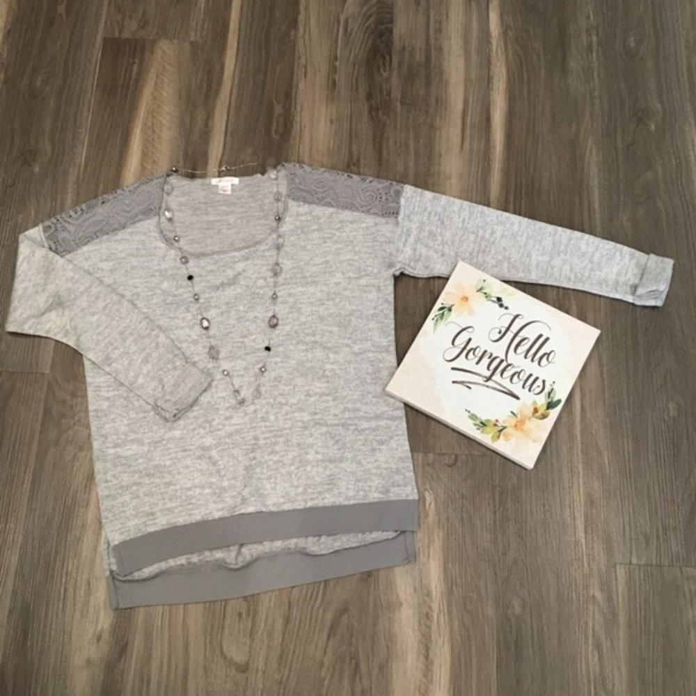 Xhilaration Gray Lace Shoulder Sweater